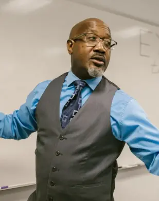 Ahmad Hidayat, S.Pd.I